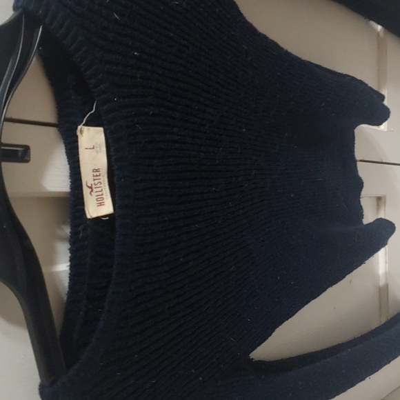Hollister Cropped Navy Blue Sweater...Very Cute Sz L - Picture 2 of 3